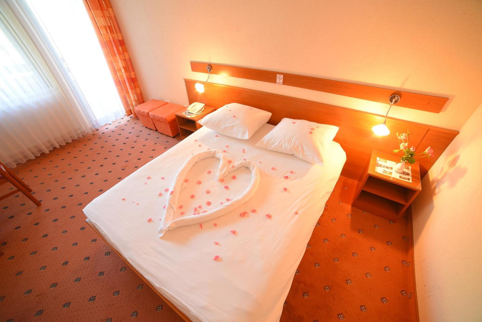 Hotel Ada Bihać Dış mekan fotoğraf