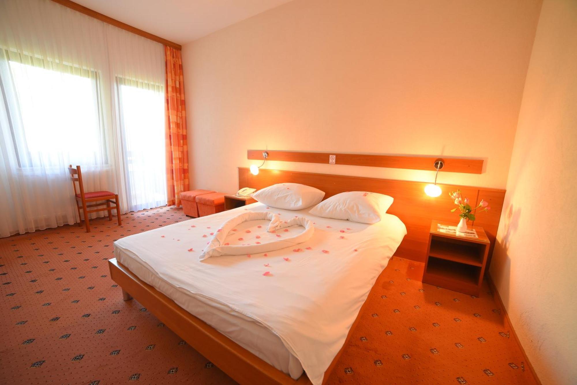 Hotel Ada Bihać Dış mekan fotoğraf
