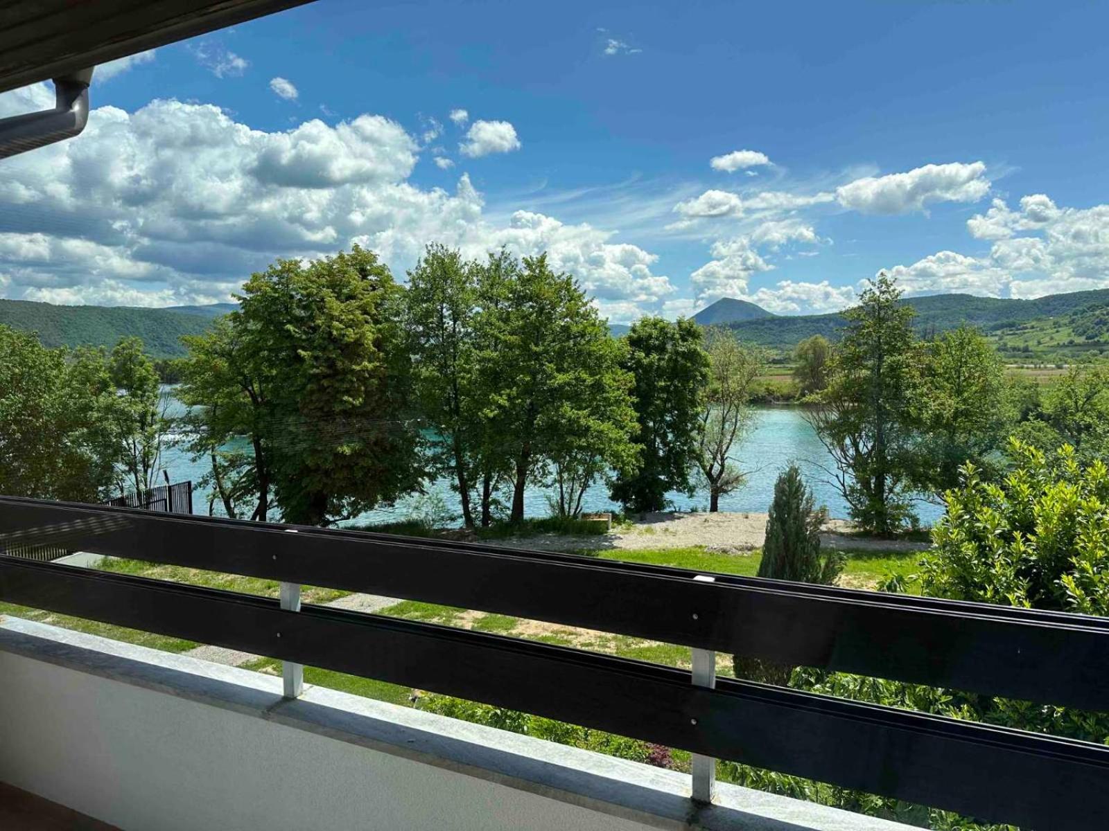 Hotel Ada Bihać Dış mekan fotoğraf